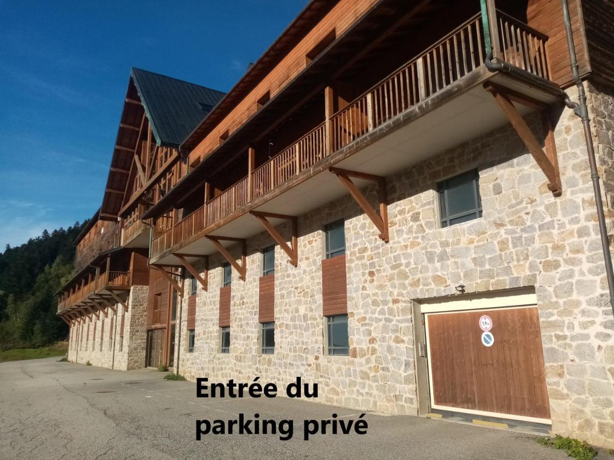 Pleine Nature Pied Pistes Piscine Chauffee Ustou Kültér fotó