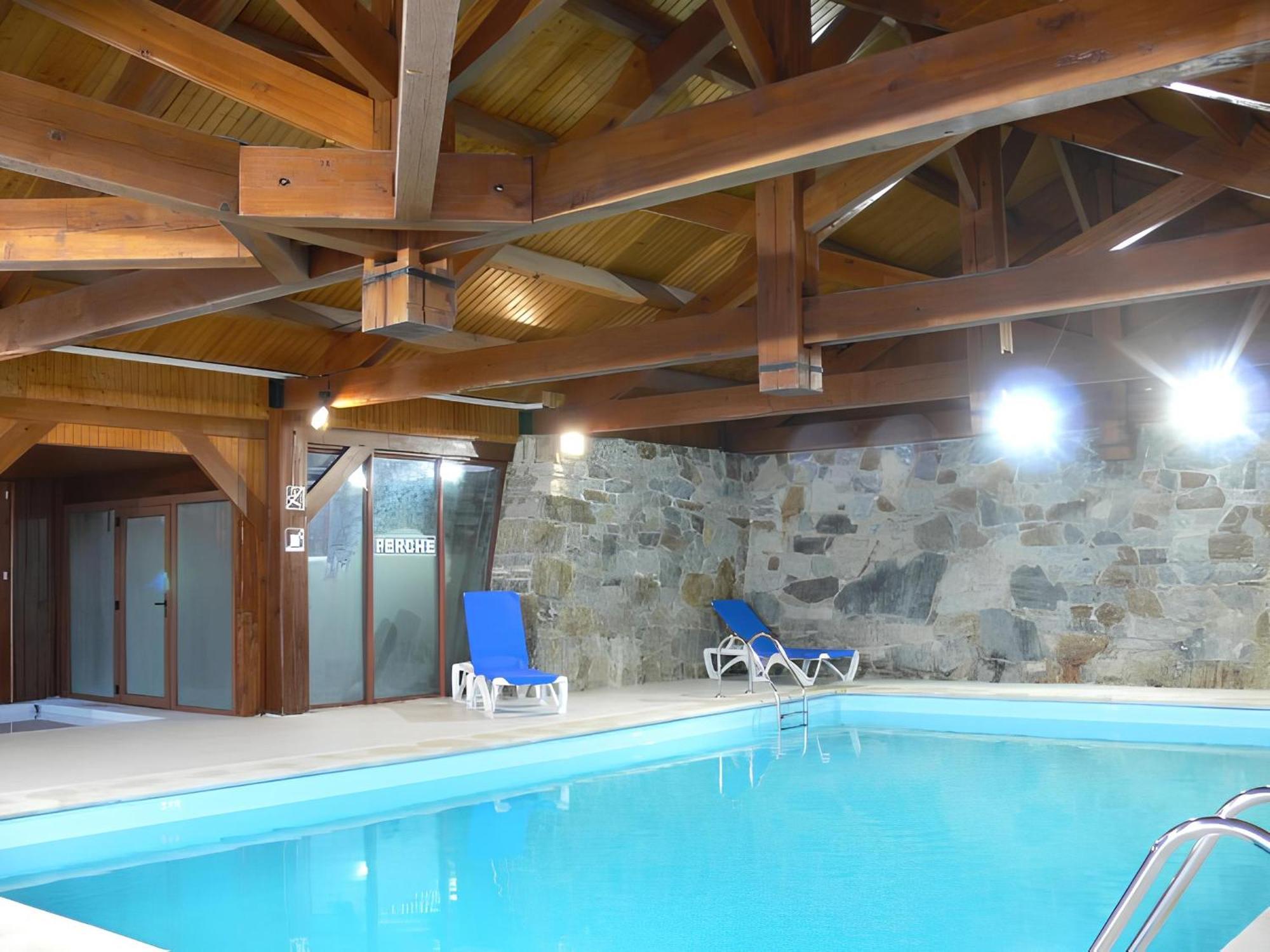 Pleine Nature Pied Pistes Piscine Chauffee Ustou Kültér fotó